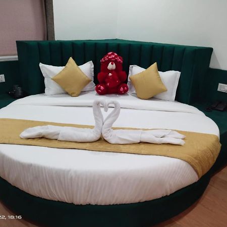 Collection O Hotel Green Park Ānand Esterno foto